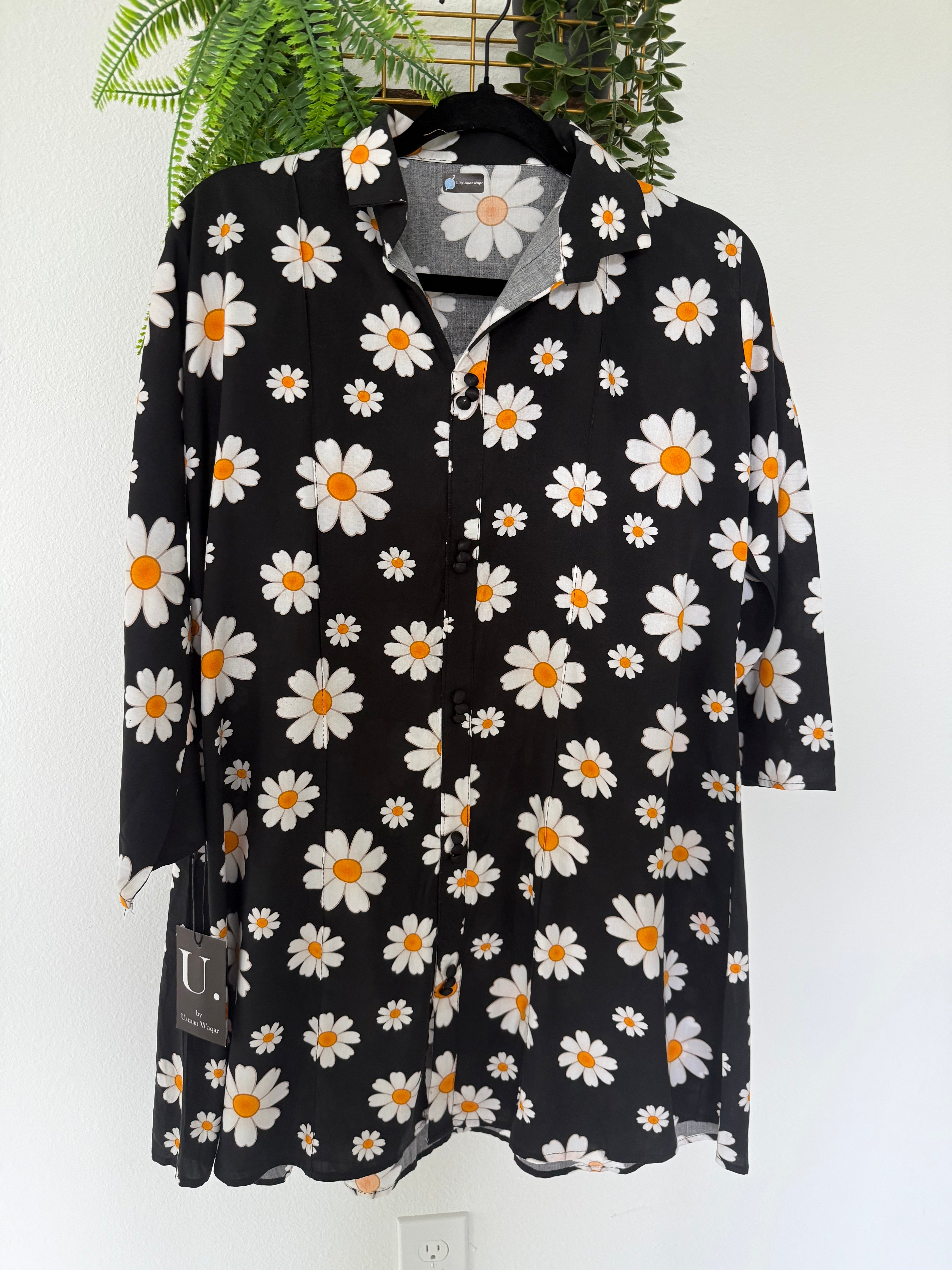 Black Daisy Floral Co-Ord Set – Casual Chic Two-Piece